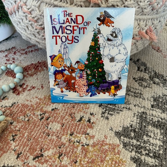 Island of Misfit Toys Book Children’s Book Hard Cover - Picture 4 of 8
